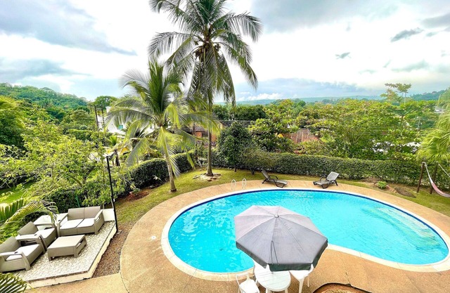 Spectacular Finca House with pool, WI FI and AC