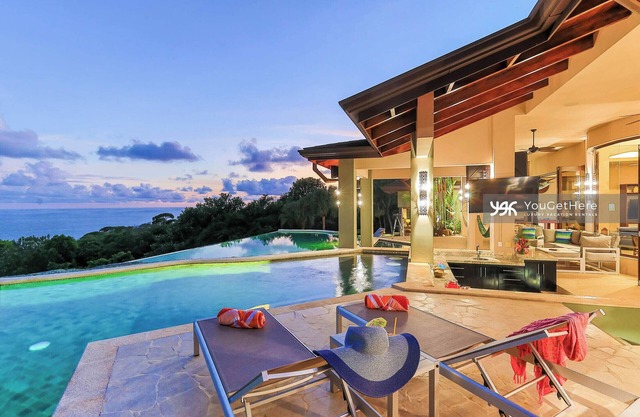 Spectacular Ocean Views! 3 Pools, Swim Up Bar, Luxury Living in The Tropics