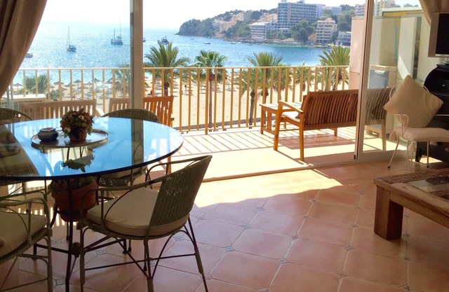 Spectacular Sea View! Front Line, Private Parking