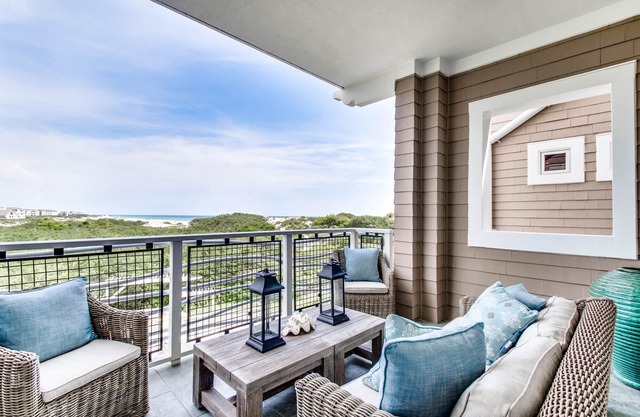 Spend Fall by the Gulf! Gulf Front Condo with Gulf/Dune Views!