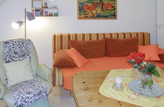 Spend your relaxing vacation on the beautiful island of Poel. This small, cozy vacation apartment of