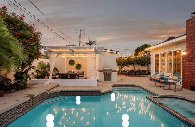 Splash Haven|Heated Pool|Huge Living Area|Games