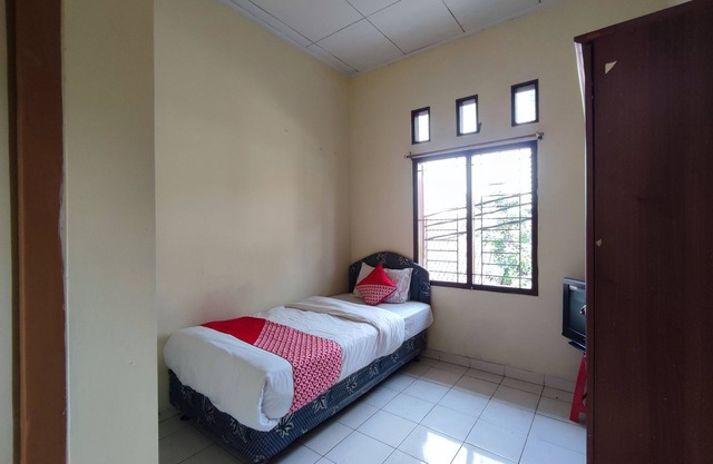 SPOT ON 92645 Nita Residence Syariah