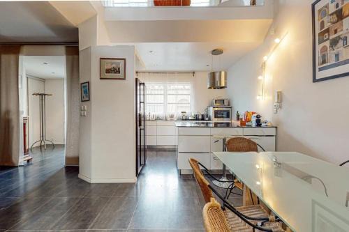 St Agne 3 min du métrobus - Patio - bassin