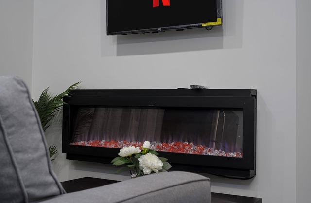 St. Albert Luxury New 2BR/2BA Basement Private Entrance Pet-Friendly