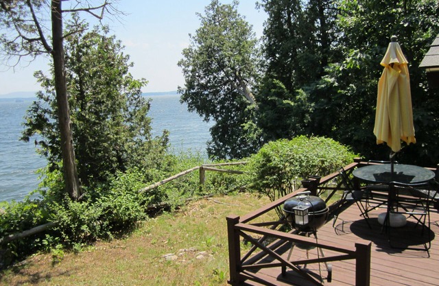 Stable Properties - Lakefront Cottage on Tranquil Lake Champlain