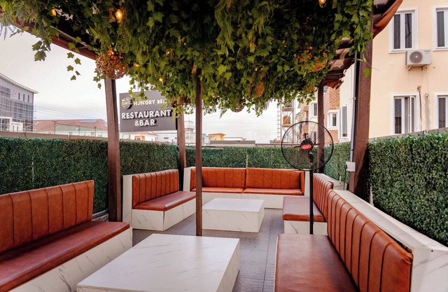 Standard Luxury Room - Sleeps2 - Pool - Petallowed