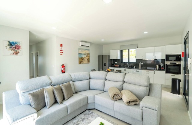 Star House -Jacuzzi & Lovely Mountain View