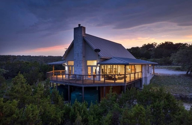 Star House | Private Views Hill Country Comfort Grill