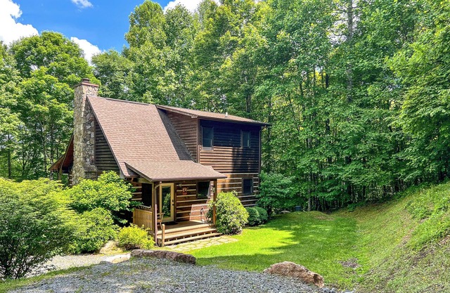 Starry Nights, Crackling Fire Pits @ Bearly Behaving