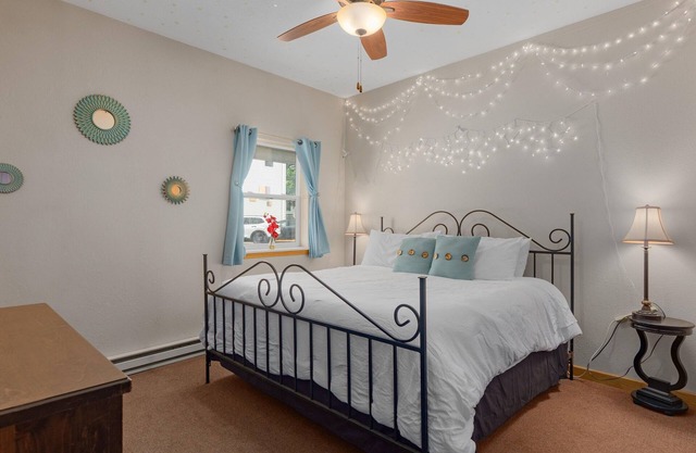 Starshine Condo - 2 Minute Walk to the Beach!