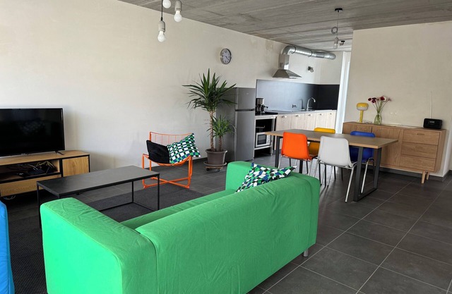 Stay Every Day (App 1). New building with 3 apartments. Between Bruges and Ghent.