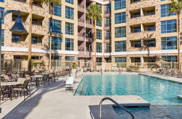 Staybridge Suites: Las Vegas - Stadium District by IHG