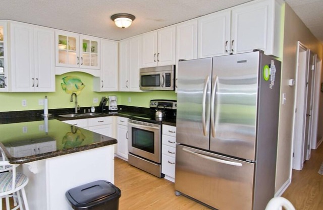 Steps away from the Ocean, Gym, Gazebos, Indoor/Outdoor Pools, & Tennis Courts