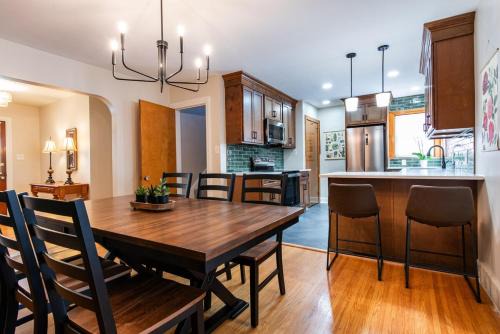 Steps from Bellarmine University