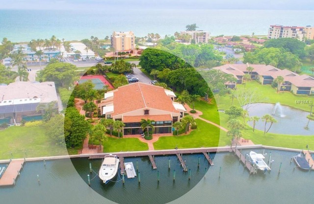Steps from the Water with Spectacular Bay Views
