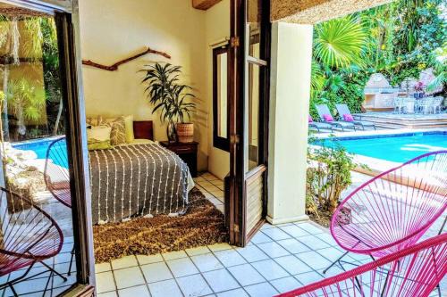 Steps to Ocean Huge Beach Villa Private Pool in Exclusive Fase 1 Playacar