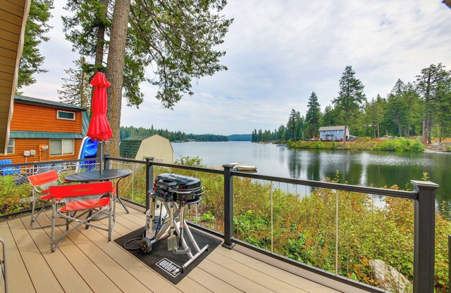 Steps to Sacheen Lake: Cute Studio Cabin w/Deck