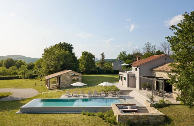 Stone House Baracchi