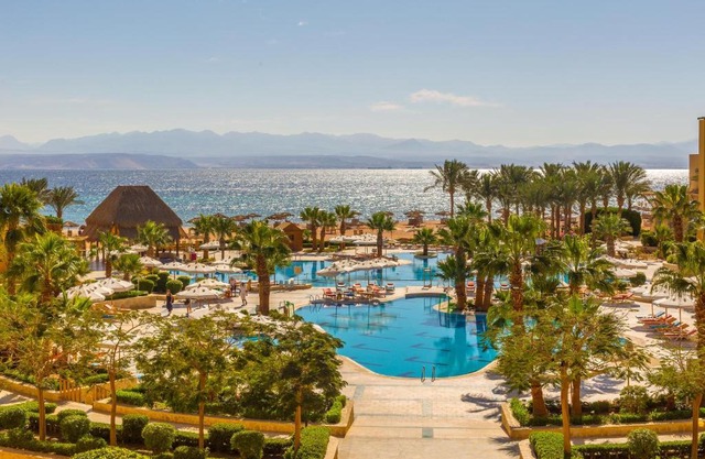 Strand Beach Resort