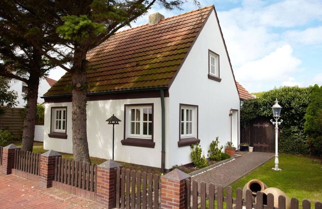 Strandhuus Modern retreat