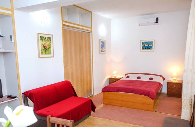 Studio Apartment Kastel 2 (2+1)