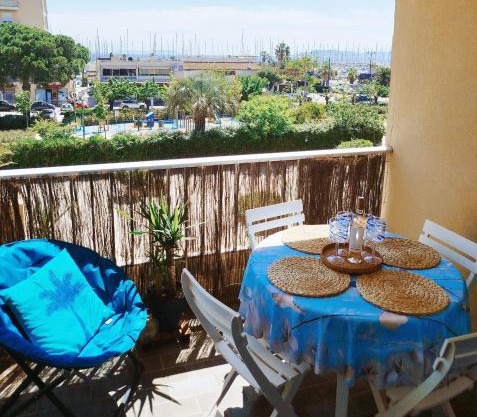 Studio au Port de Hyères