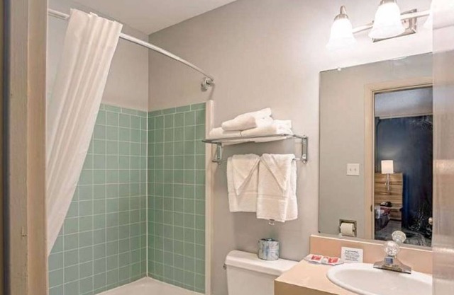 Studio Available in Clinton, IA