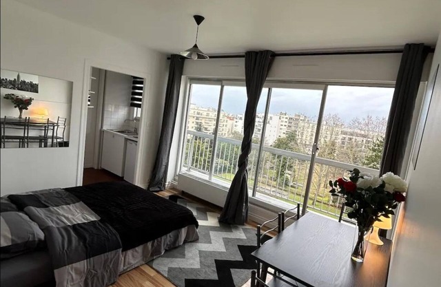 Studio Avec Balcon