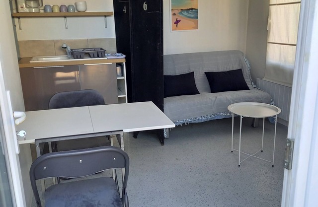 Studio Calme Proche mer Lycée et Ville de Saint Gilles Croix de vie