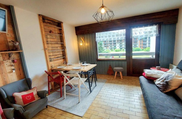 Studio chaleureux au centre du village, animaux acceptés - FR-1-624-110