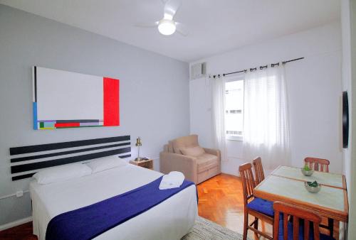 Studio Completo em Ipanema Praia e Metrô na Porta!