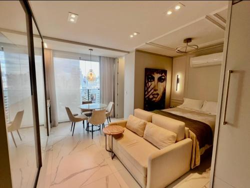 Studio completo Helbor Wide no melhor de Pinheiros SP