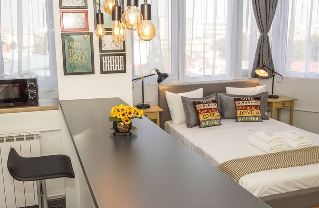Studio L by MRG Apartments