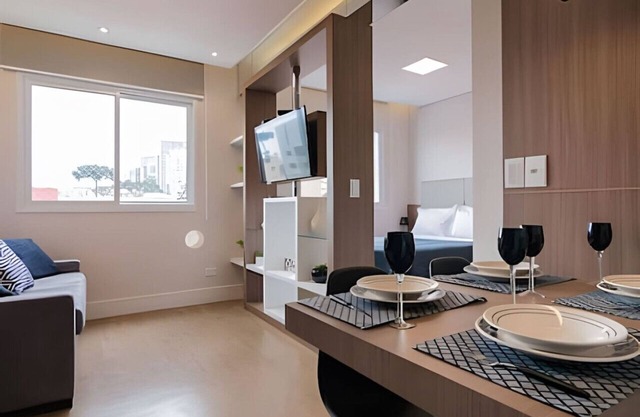 Studio near Curitiba shopping center Wifi, cable TV and air