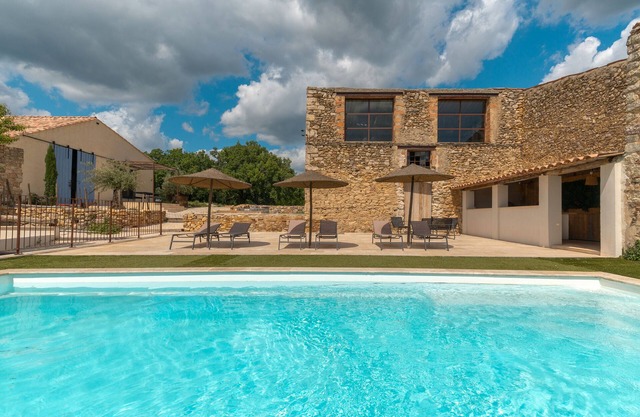 Studio 'Petit Loft A La Campagne' with shared pool, balcony and air conditioning