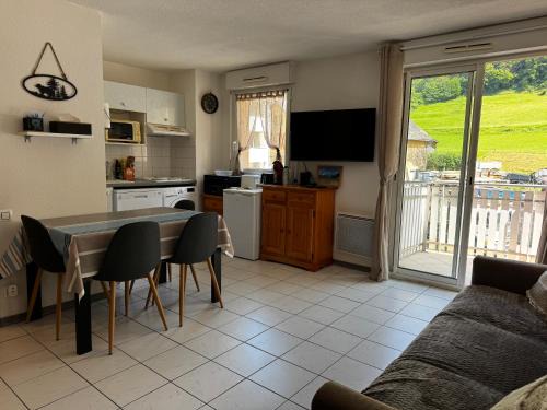 studio proche du centre 3 à 5 pers avec parking privé et la fibre