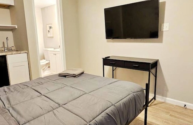 Studio Suite #3 near UH, Midtown