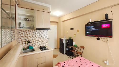 Studio suite Green Pramuka