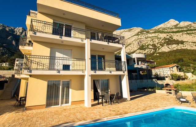 Studio with shared pool MAMATO-A10