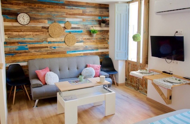 Study in the center of Alicante