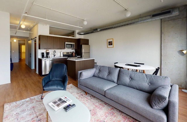 Stunning 2BR in The Foundry Near Old Town w/ Gym