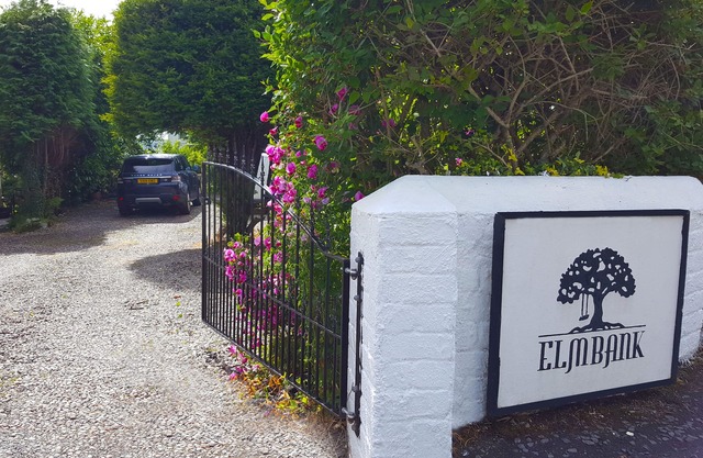 Stunning Garden Apartment