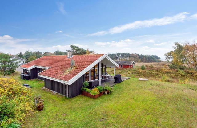 Stunning Home In Aakirkeby With Wifi
