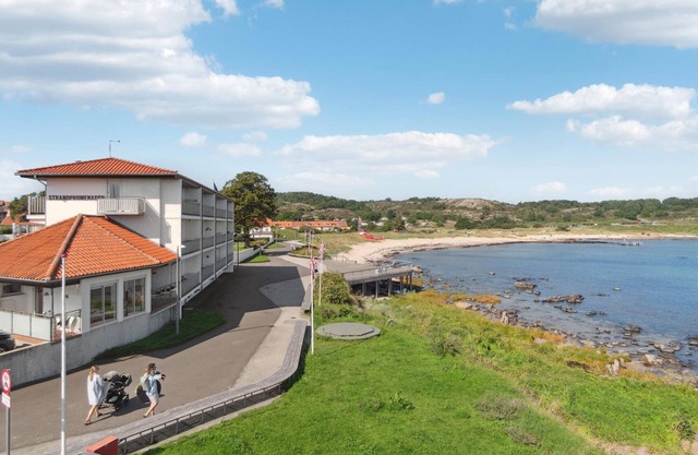 Stunning home in Allinge with WiFi