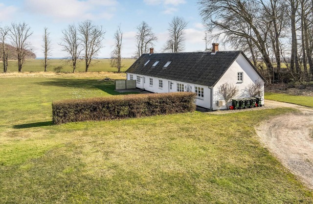 Stunning home in Humble with WiFi