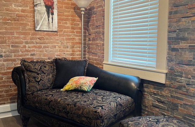 Stunning Loft from 1860 in Frechtown St Charles Mo