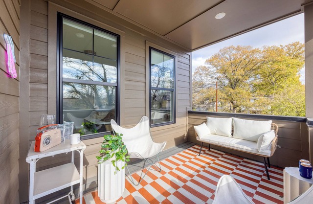 Stunning New Build in East Nash | Minutes to Broadway | The Stage by AvantStay