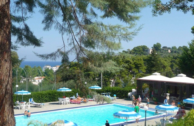 Stunning private villa for 5 people with pool, A/C, WIFI and terrace