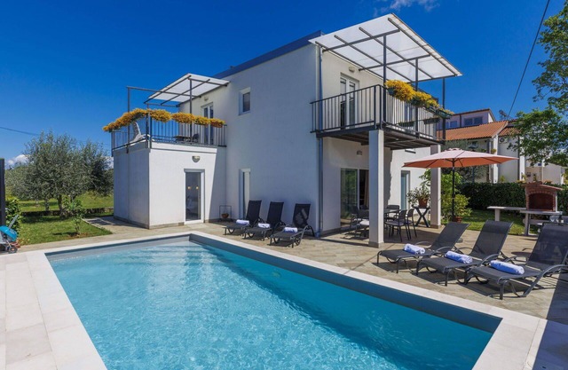 Stunning private villa for 10 guests with WIFI, A/C, private pool, TV, terrace and panoramic view